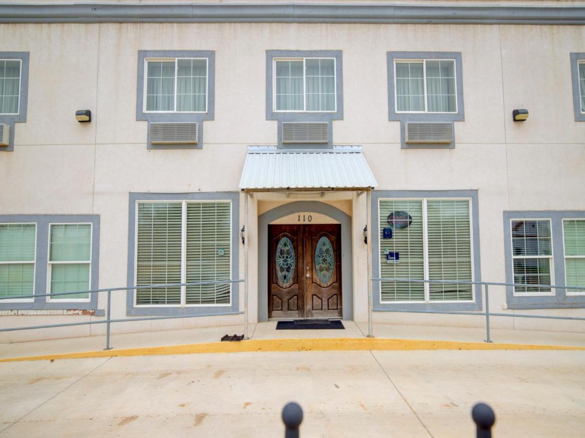 Hotel Dilley Grand Luaran gambar