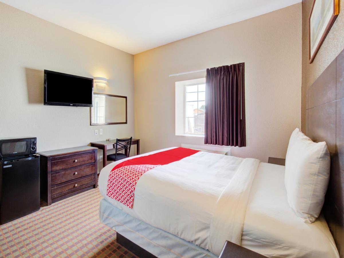 Hotel Dilley Grand Luaran gambar