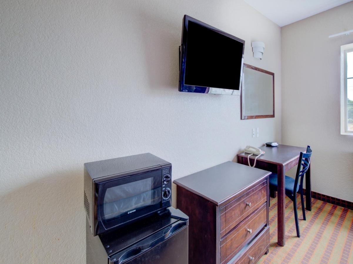 Hotel Dilley Grand Luaran gambar