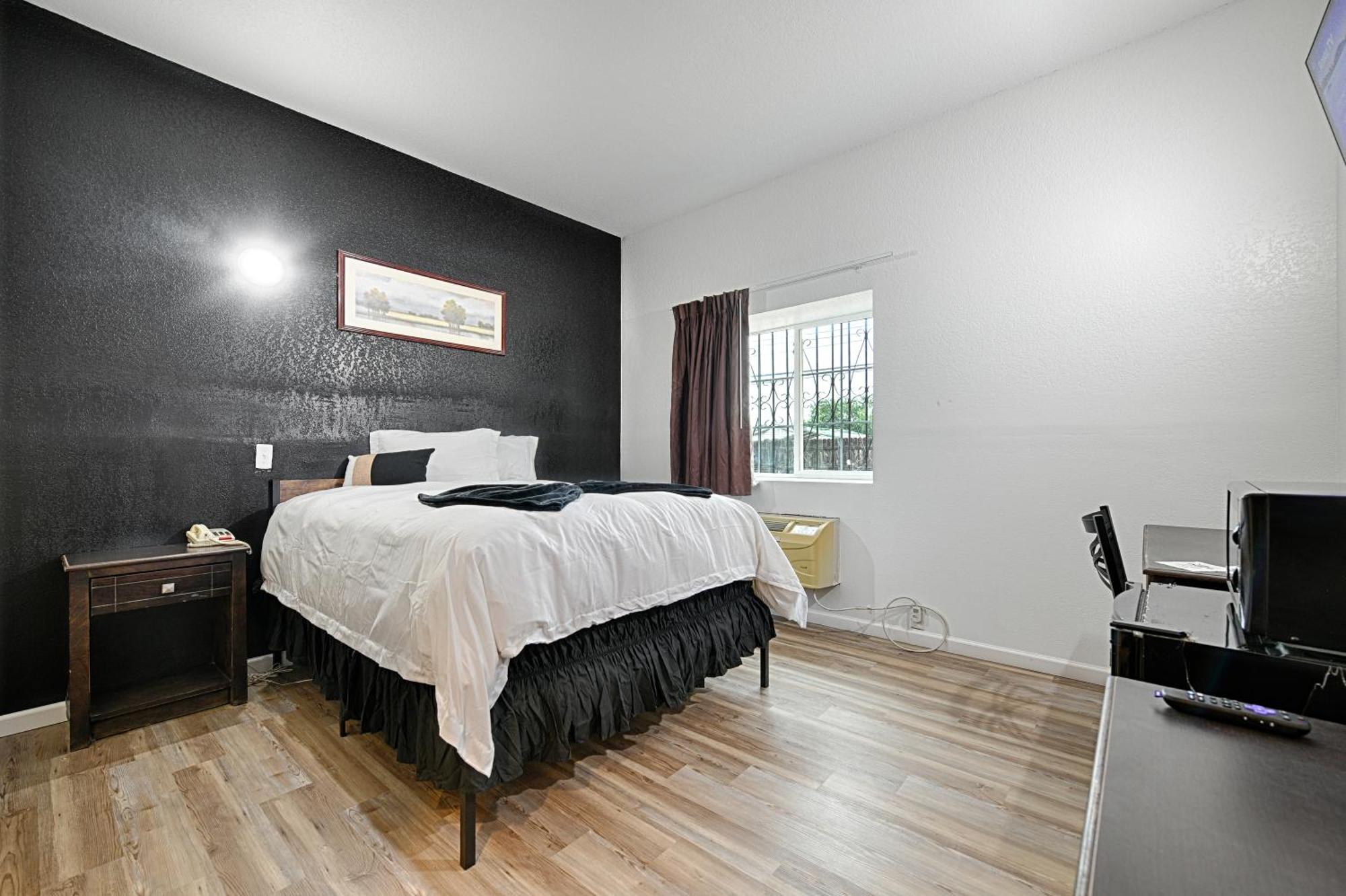 Hotel Dilley Grand Luaran gambar